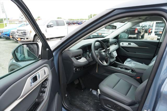 new 2025 Ford Explorer car, priced at $43,496