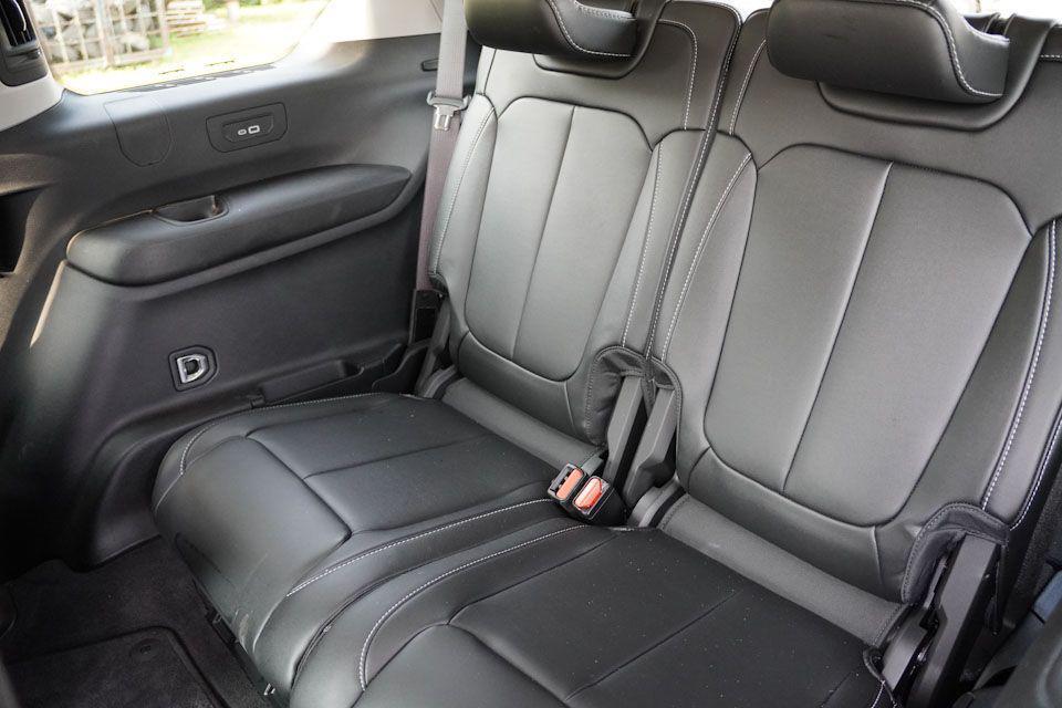 used 2021 Jeep Grand Cherokee L car, priced at $30,377