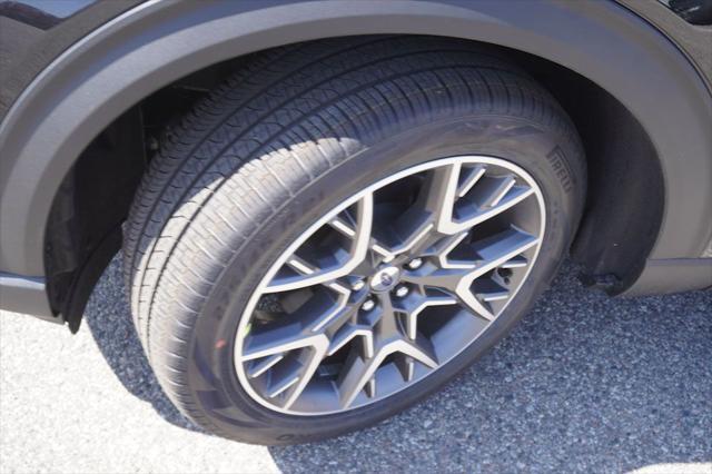 new 2025 Ford Explorer car, priced at $54,632