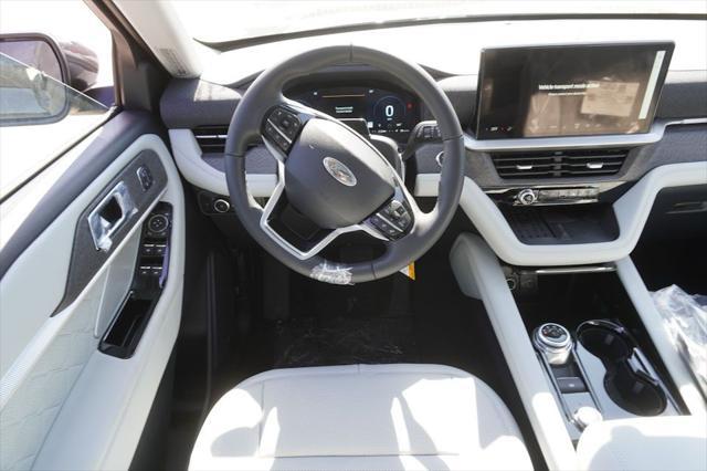 new 2025 Ford Explorer car, priced at $54,632