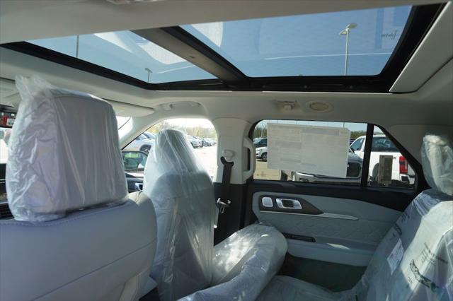 new 2025 Ford Explorer car, priced at $54,632