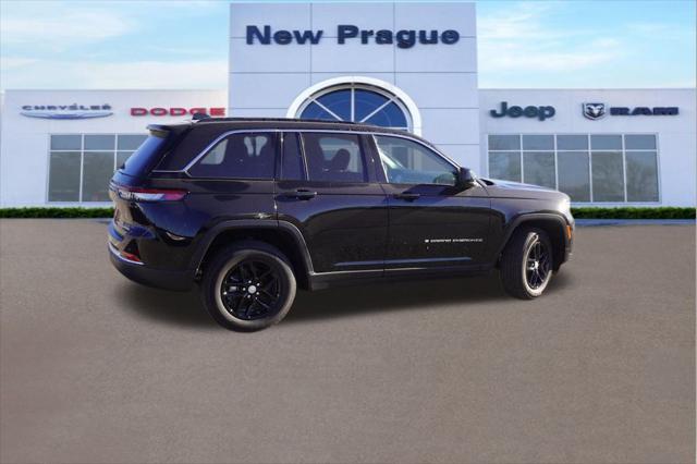 new 2024 Jeep Grand Cherokee car, priced at $39,046