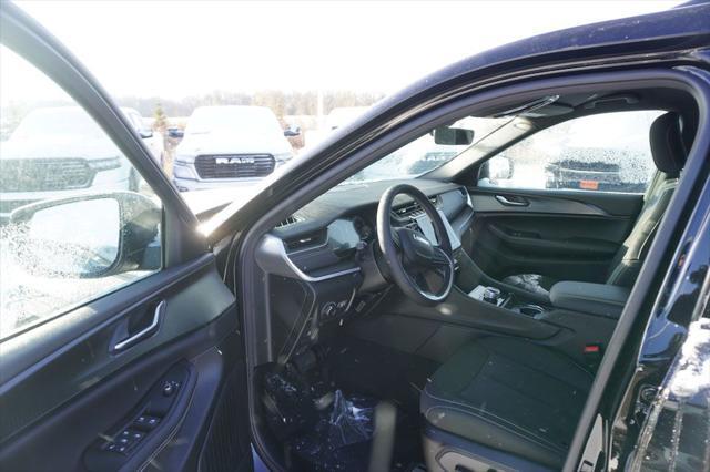 new 2025 Jeep Grand Cherokee L car, priced at $40,500