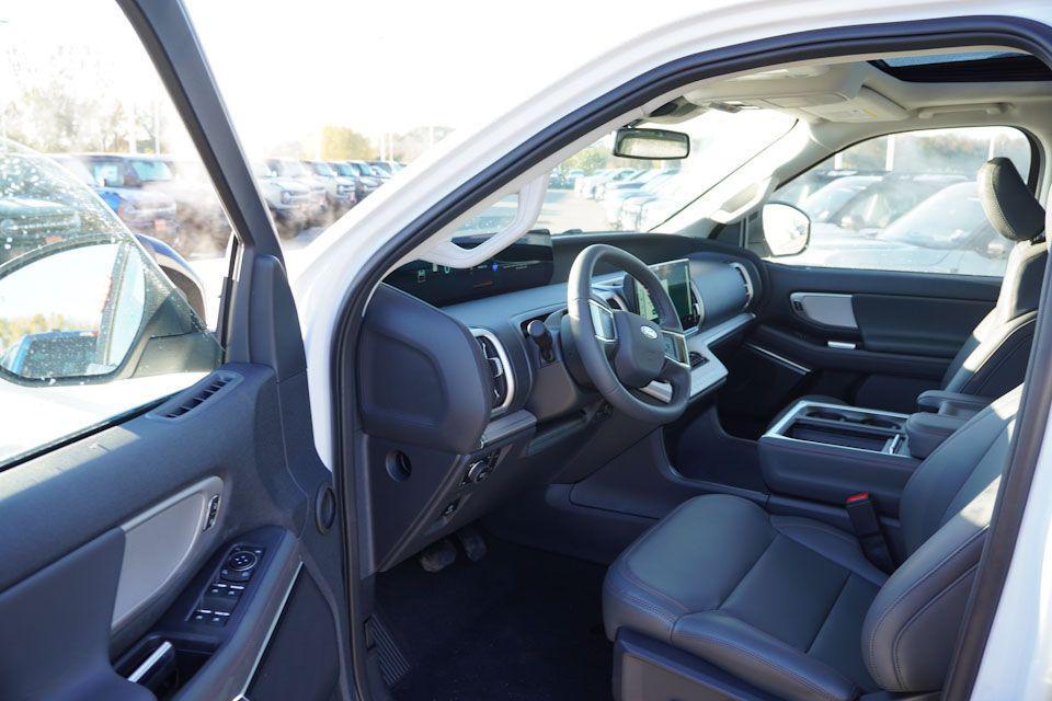 new 2025 Ford Expedition Max car, priced at $69,934