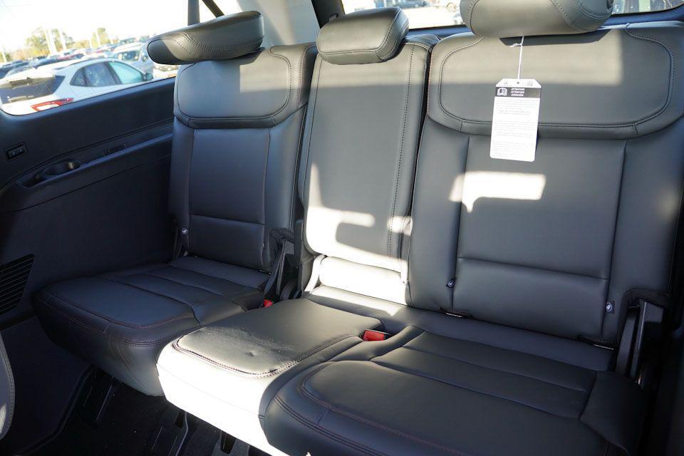 new 2025 Ford Expedition Max car, priced at $69,934