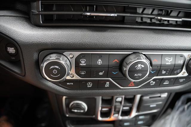 new 2025 Jeep Gladiator car, priced at $51,129