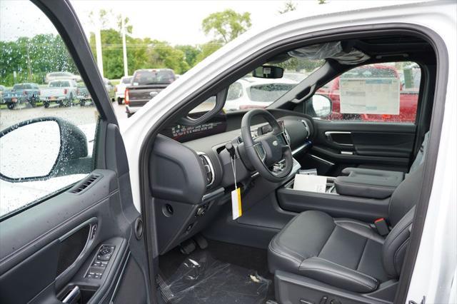 new 2025 Ford Expedition car, priced at $79,980