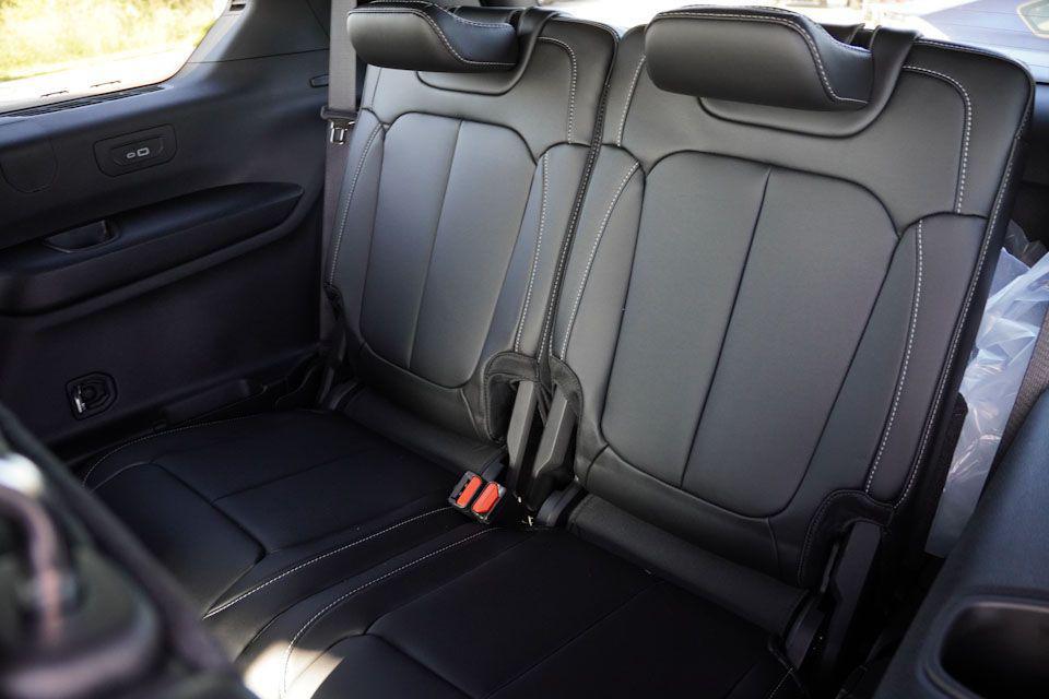 new 2025 Jeep Grand Cherokee L car, priced at $45,074