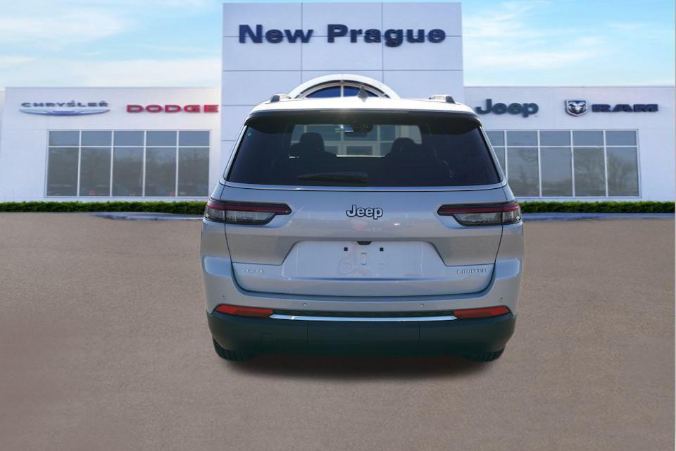 new 2025 Jeep Grand Cherokee L car, priced at $45,074