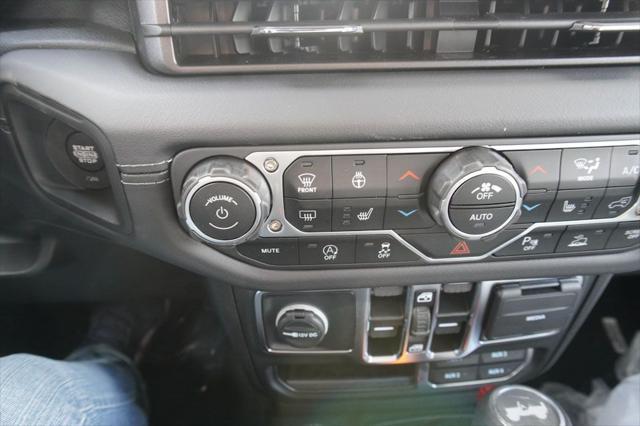 new 2025 Jeep Wrangler car, priced at $51,499