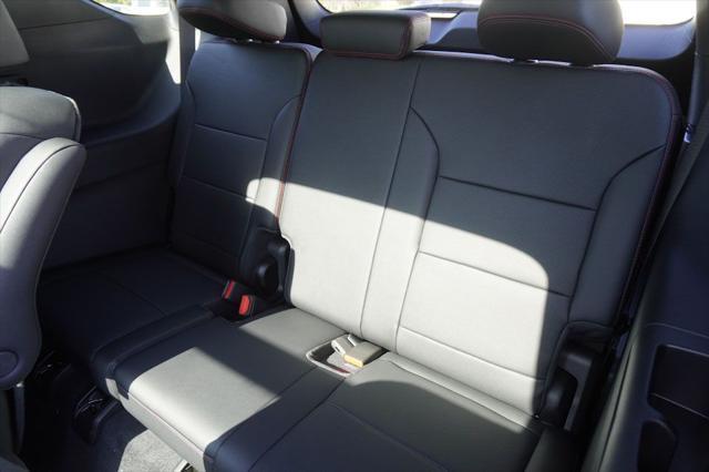 new 2025 Chevrolet Traverse car, priced at $56,395