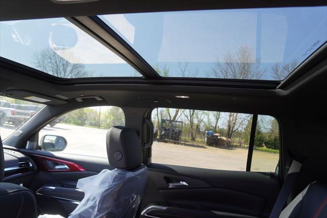 new 2025 Chevrolet Traverse car, priced at $56,395