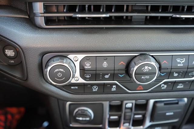 new 2025 Jeep Gladiator car, priced at $45,225