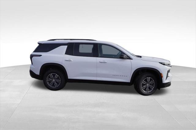 new 2025 Chevrolet Traverse car, priced at $42,588