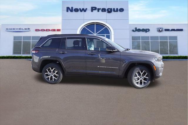 new 2025 Jeep Grand Cherokee car, priced at $47,382