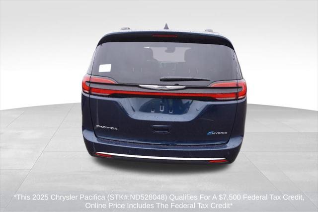 new 2025 Chrysler Pacifica car, priced at $43,400
