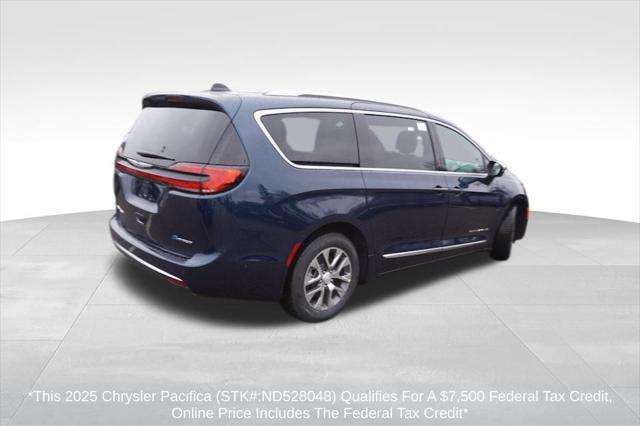 new 2025 Chrysler Pacifica car, priced at $43,400
