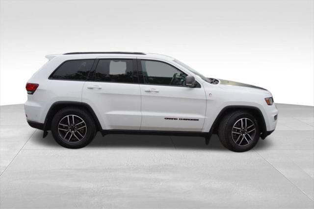 used 2019 Jeep Grand Cherokee car, priced at $27,843