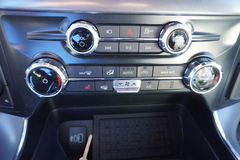 new 2025 Ford F-150 car, priced at $53,220