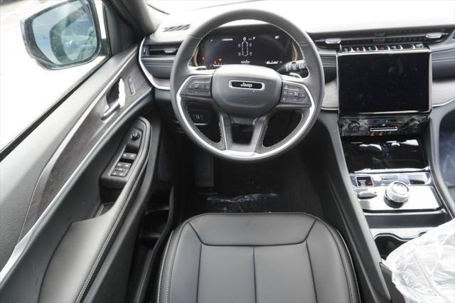 new 2025 Jeep Grand Cherokee L car, priced at $43,931