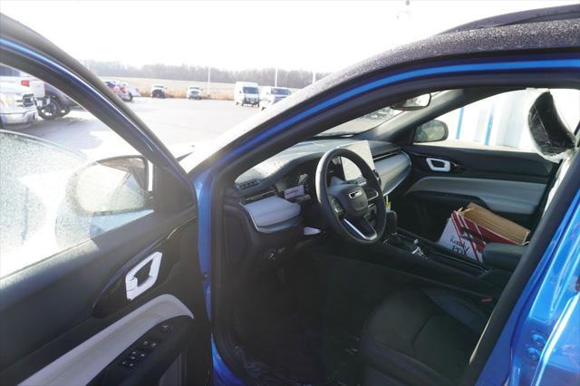 new 2025 Jeep Compass car, priced at $30,531