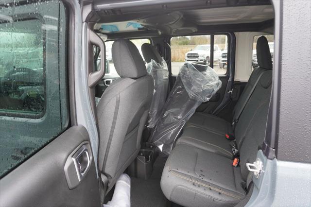 new 2025 Jeep Wrangler car, priced at $49,426