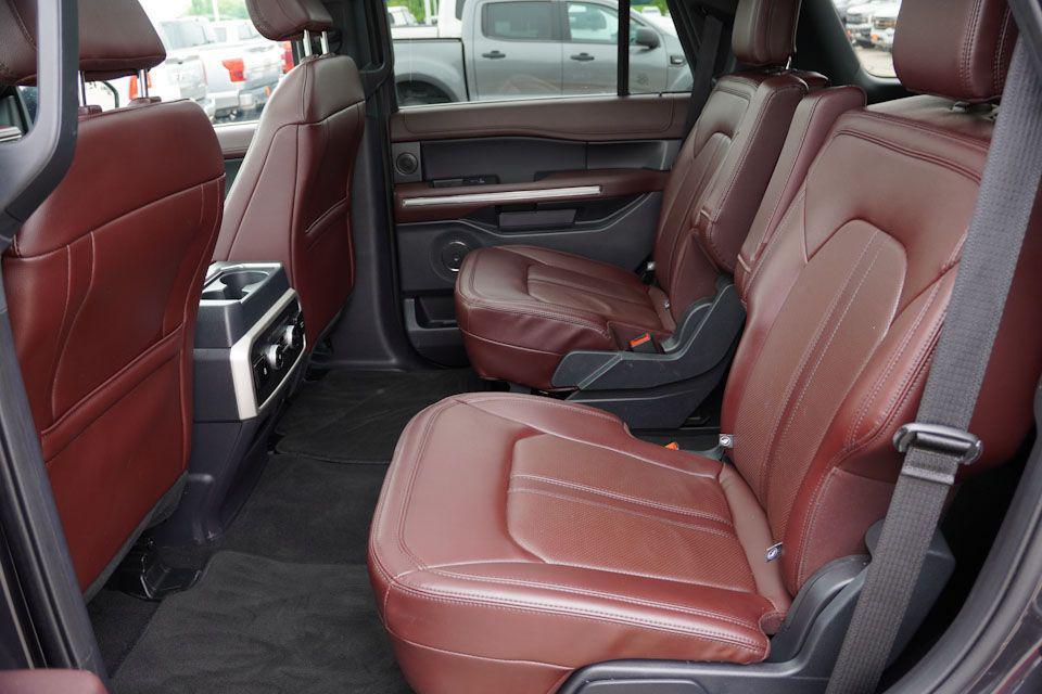 used 2024 Ford Expedition car, priced at $56,759