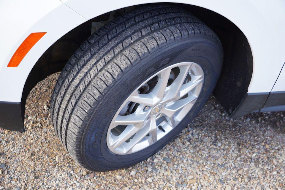 used 2022 Chevrolet Equinox car, priced at $22,788