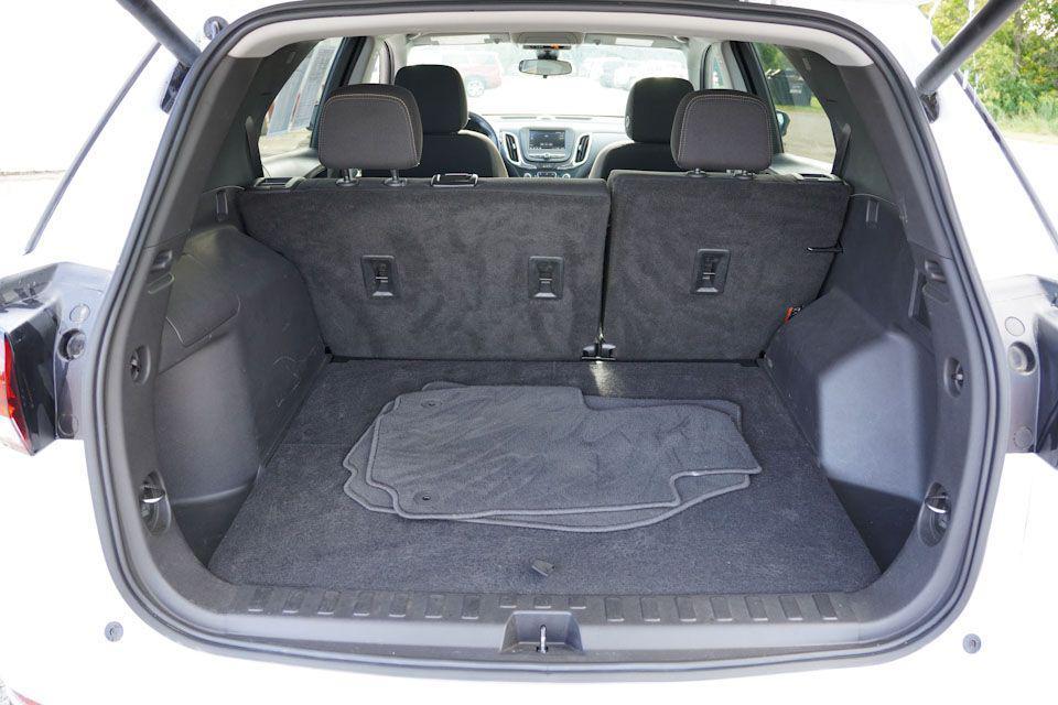 used 2022 Chevrolet Equinox car, priced at $22,788