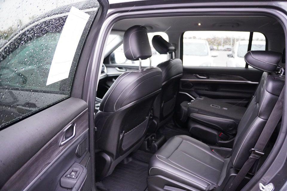 used 2021 Jeep Grand Cherokee L car, priced at $28,563