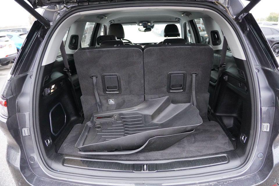 used 2021 Jeep Grand Cherokee L car, priced at $27,963