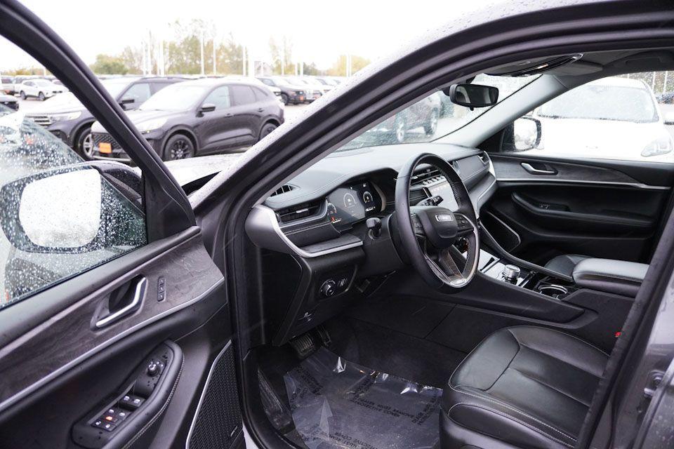 used 2021 Jeep Grand Cherokee L car, priced at $28,563