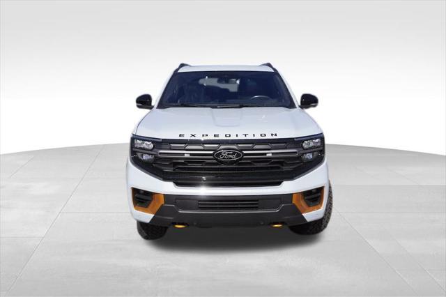 new 2025 Ford Expedition car, priced at $79,739