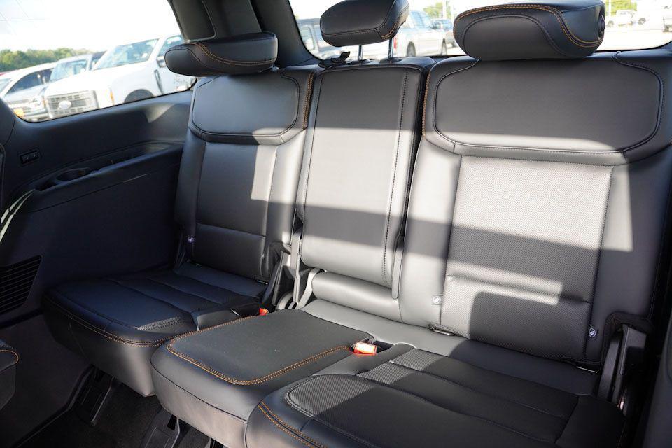 new 2025 Ford Expedition car, priced at $76,773