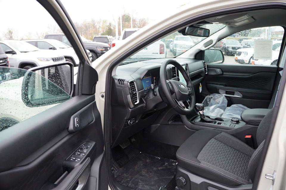new 2025 Ford Ranger car, priced at $36,905