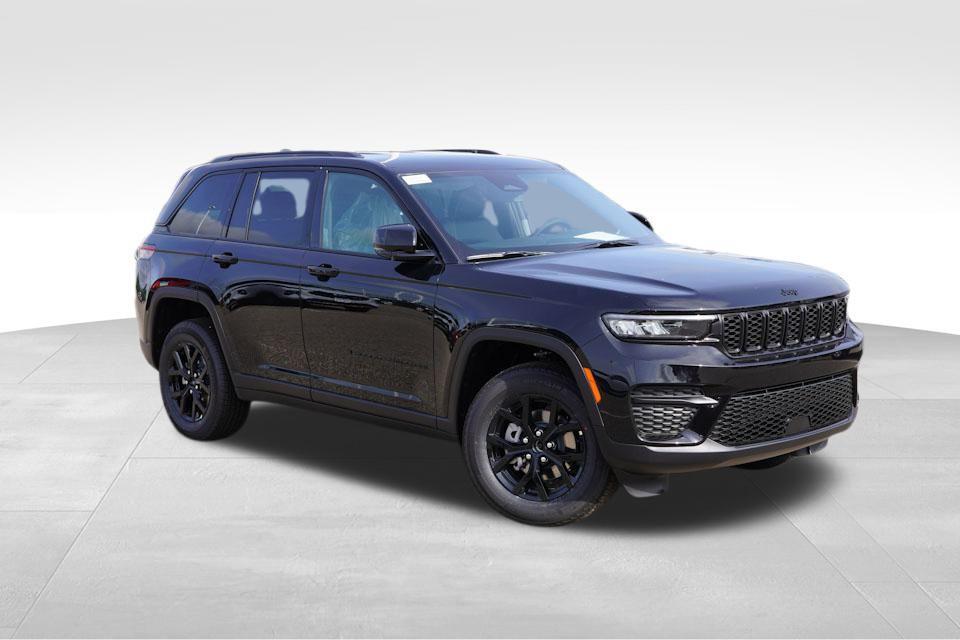 new 2025 Jeep Grand Cherokee car, priced at $34,428
