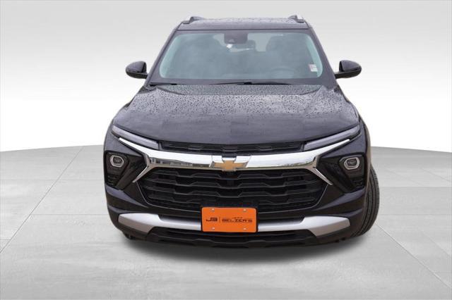 new 2025 Chevrolet TrailBlazer car, priced at $26,580