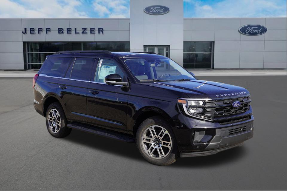 new 2025 Ford Expedition car, priced at $67,140
