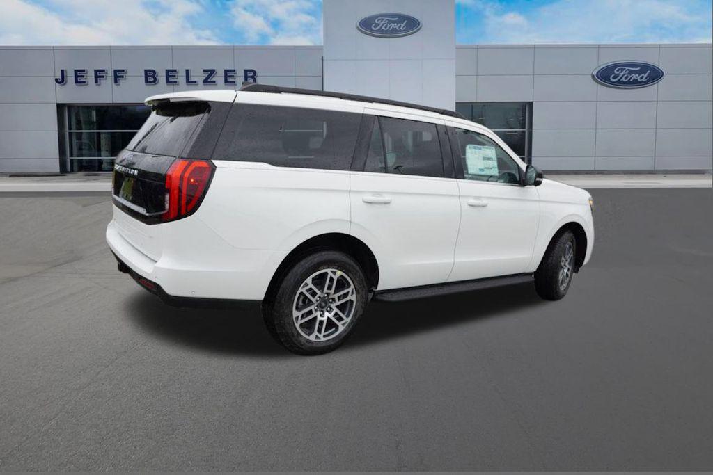 new 2025 Ford Expedition car, priced at $69,579