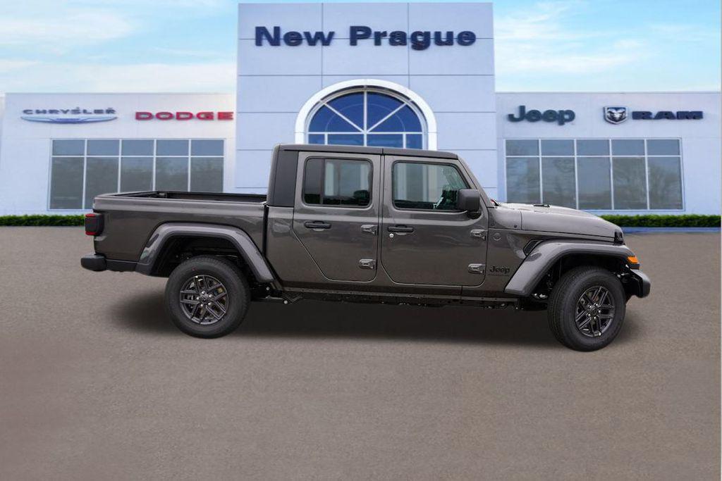 new 2025 Jeep Gladiator car, priced at $49,180