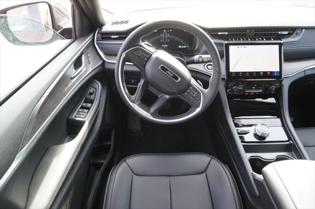 new 2025 Jeep Grand Cherokee L car, priced at $46,220