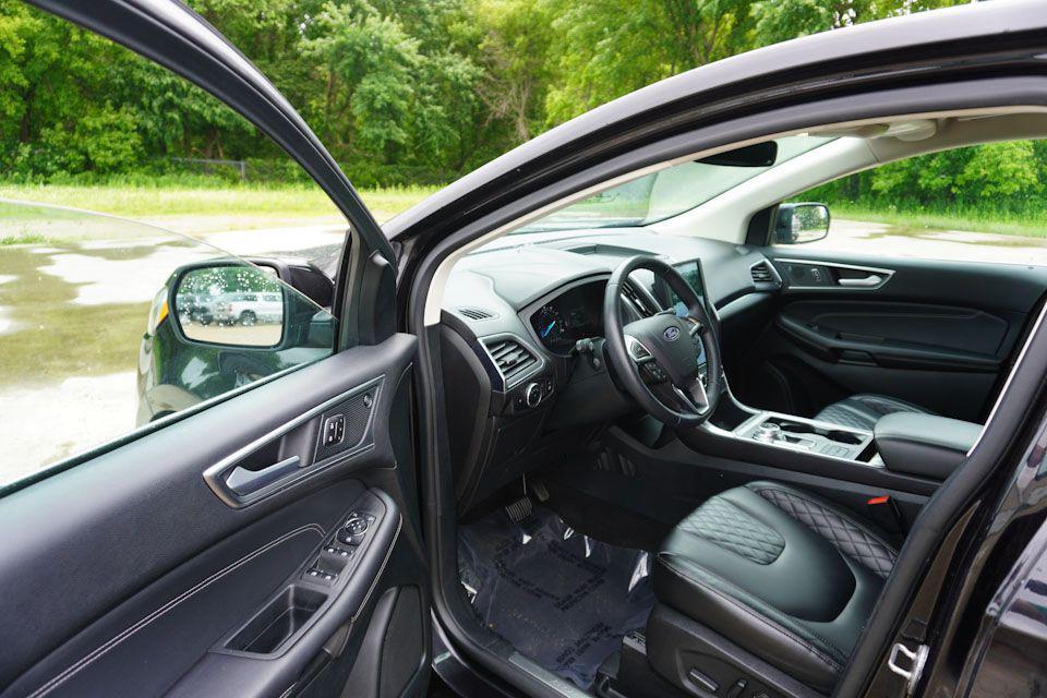 used 2024 Ford Edge car, priced at $26,489