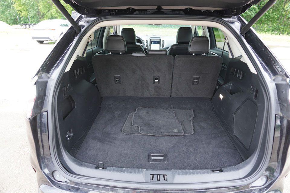 used 2024 Ford Edge car, priced at $26,489
