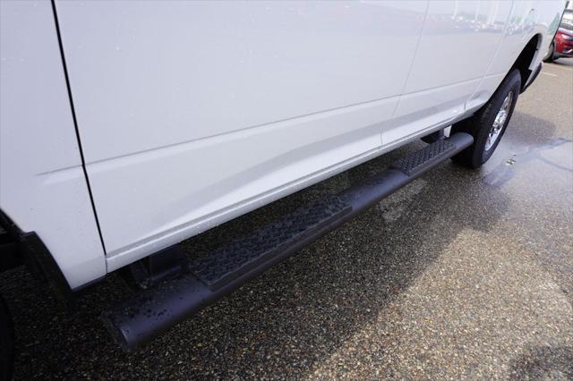 new 2025 Ram 3500 car, priced at $51,652