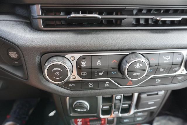 new 2025 Jeep Wrangler car, priced at $48,946