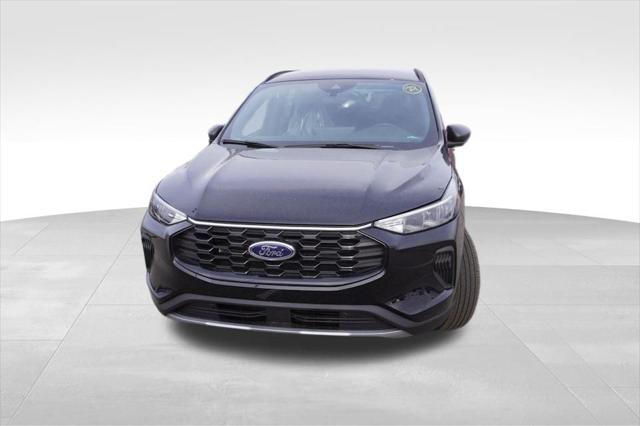 new 2025 Ford Escape car, priced at $30,302
