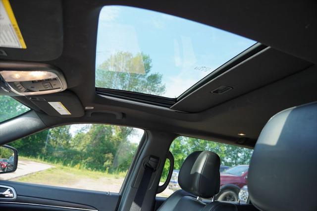 used 2020 Jeep Grand Cherokee car, priced at $22,907