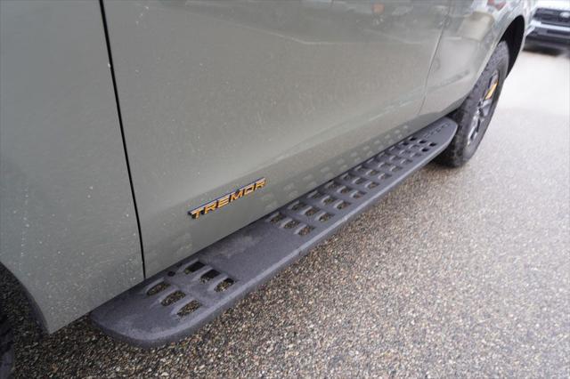 new 2025 Ford Expedition car, priced at $82,025