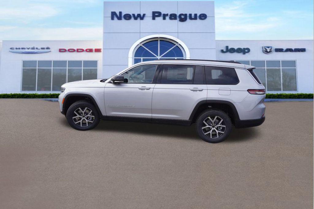 new 2025 Jeep Grand Cherokee L car, priced at $43,649