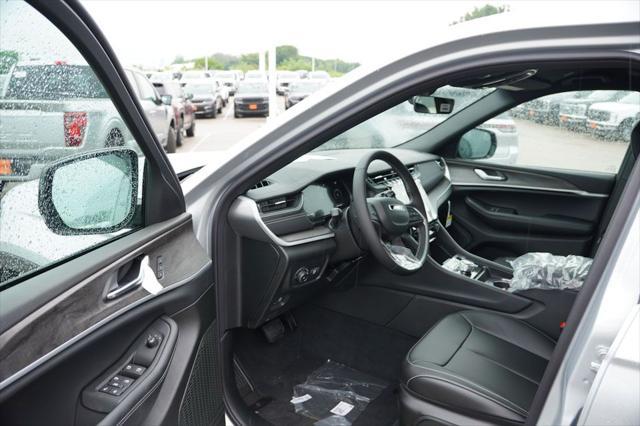 new 2025 Jeep Grand Cherokee L car, priced at $46,925